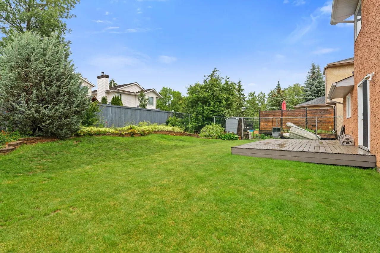 Landscaped rear yard and deck